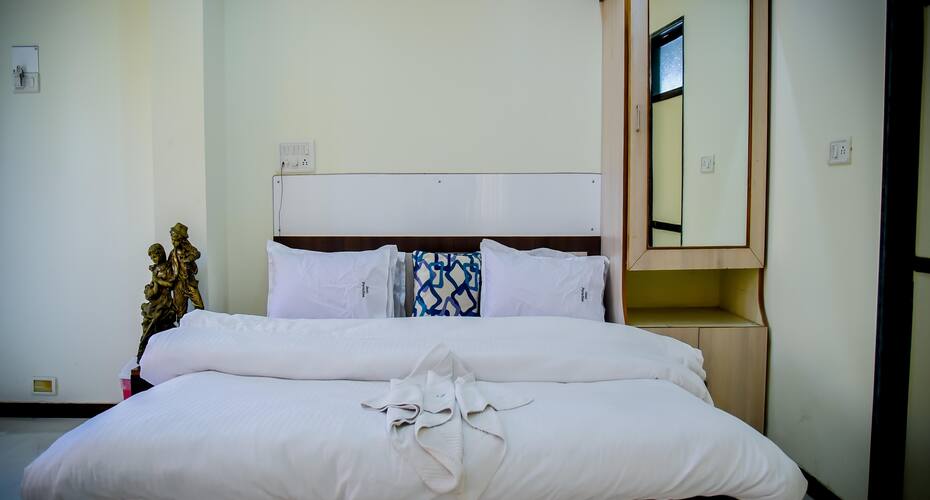 Hotel Jeet Paradise, Phaltan 5